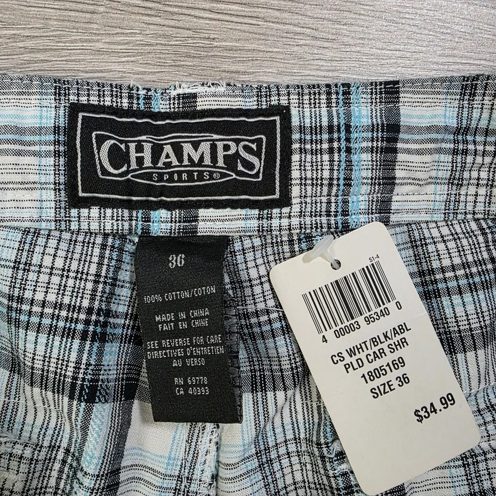 Champs Sports Men's 36 Plaid Cargo Shorts White Black Blue NWT‎
